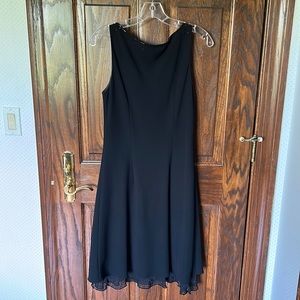 Jones New York size 10 black sleeveless cocktail dress